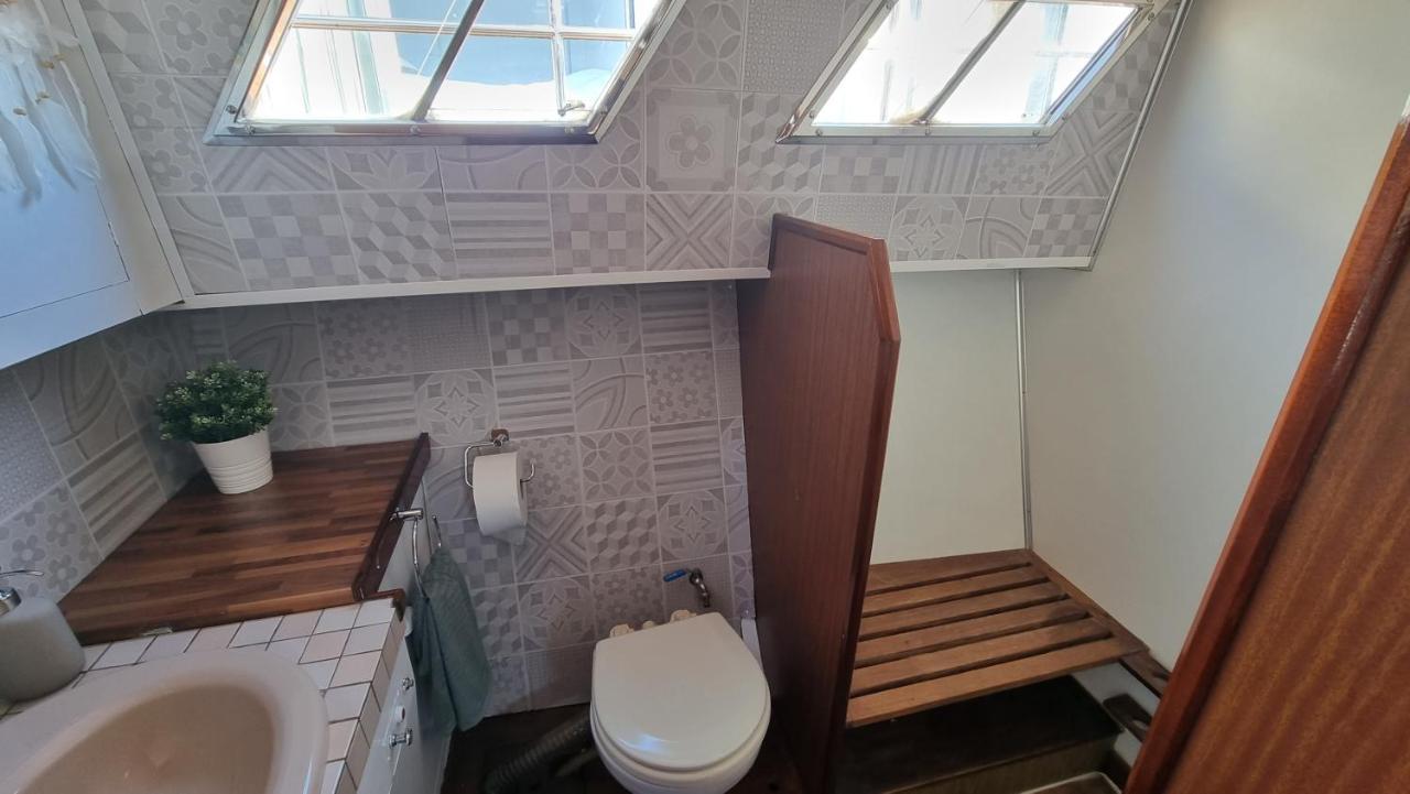 Charming Boat House In Barcelona With Big Terrace And Solarium Sant Adria de Besos Exterior foto