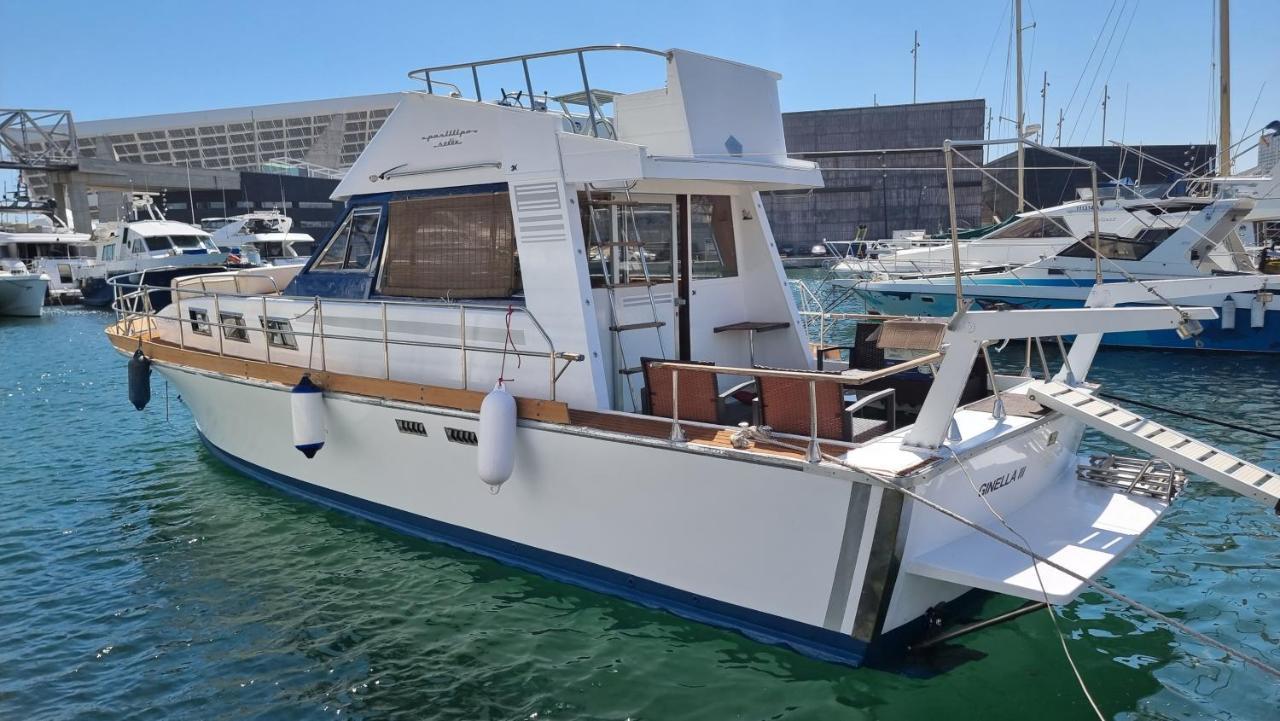 Charming Boat House In Barcelona With Big Terrace And Solarium Sant Adria de Besos Exterior foto